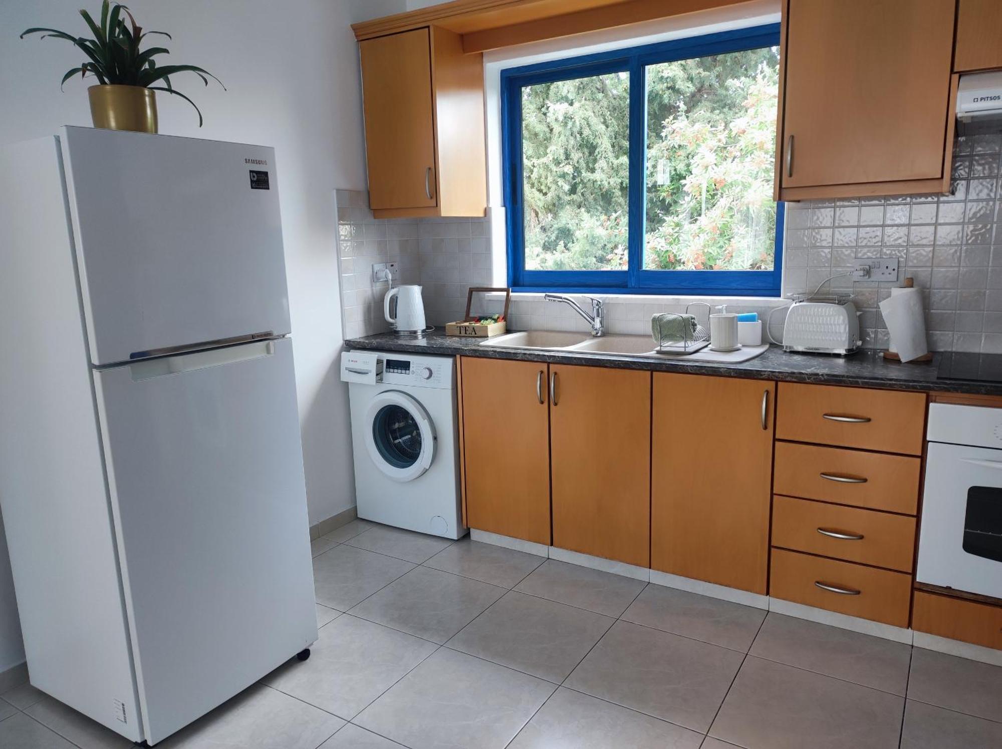 Marina Gardens Apartment Paphos Exterior photo